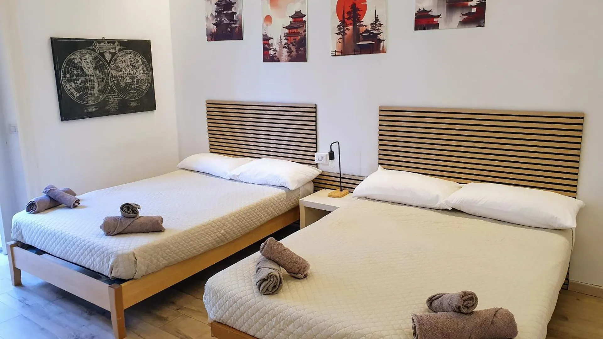 Your Spacious & Lovely Home -4 Queen Bed- Milaan 0*,