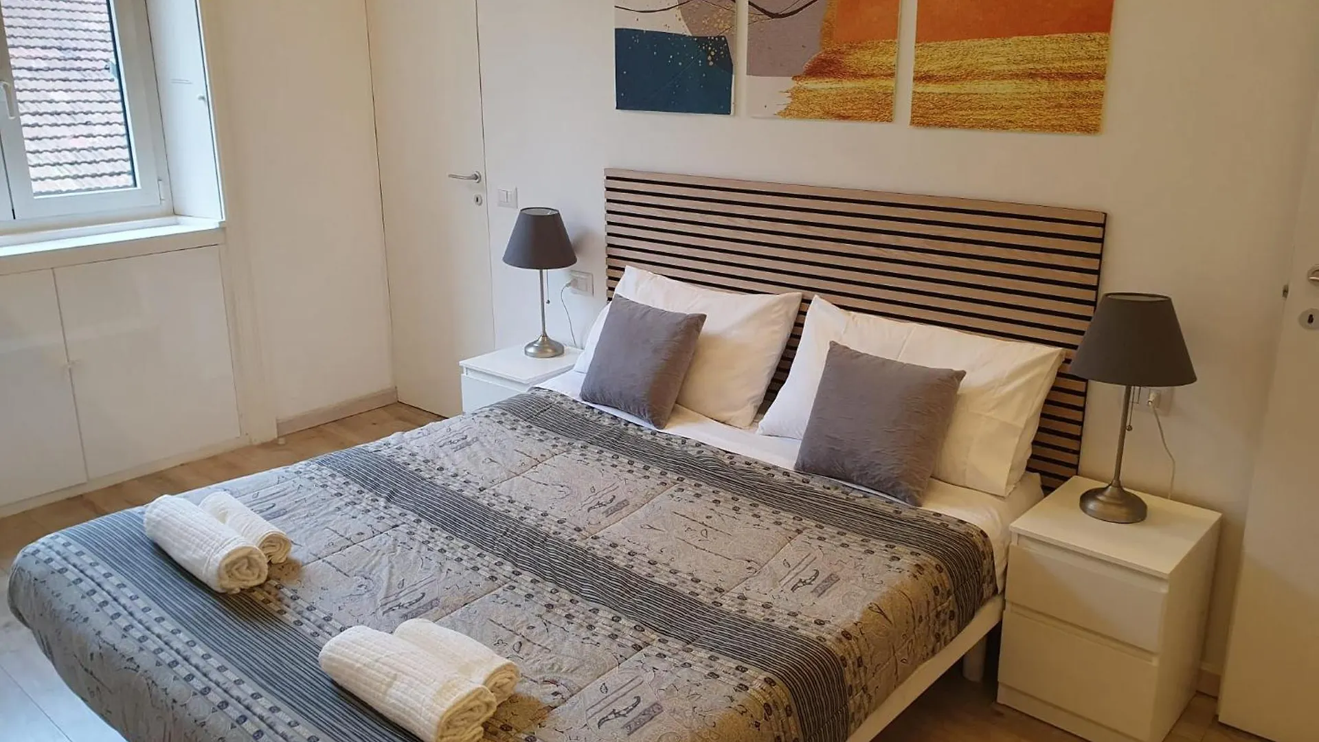 Appartement Your Spacious & Lovely Home -4 Queen Bed- Milaan Italië